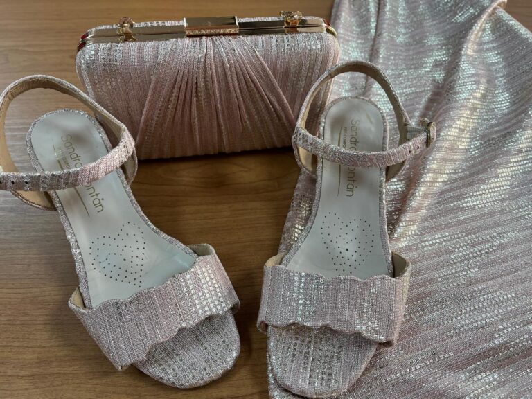 alumna en clases de corte y confección en Pasarela Tejidos Mérida